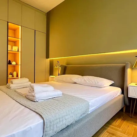Formionos Elegance In Kesariani Apartment